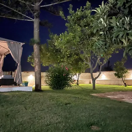 Kerart House Affittacamere 3*