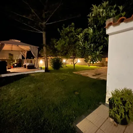 Kerart House בית הארחה Armação de Pêra