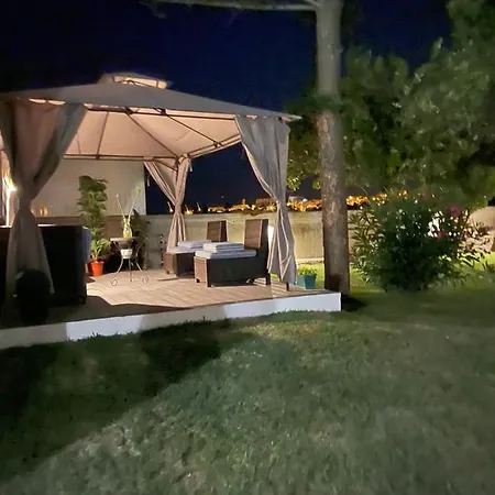 Pensionat Kerart House