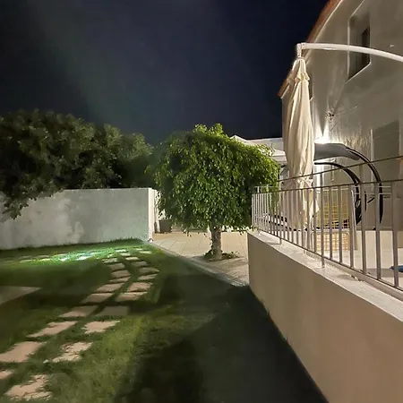 Pensionat Kerart House Armação de Pêra